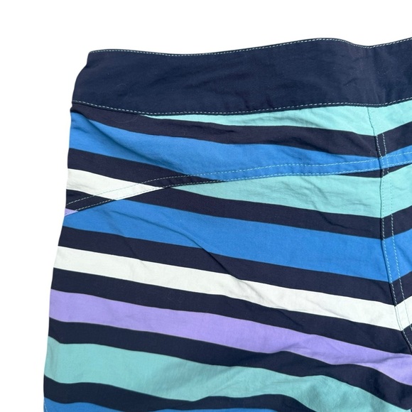 Patagonia Women’s Size 6 Striped Board Shorts Blue Purple Surf Swim Beach - Picture 7 of 11